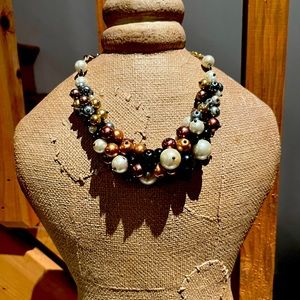 White House Black Market convertible statement piece necklace.